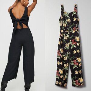Aritzia Wilfred Ecoulement Jumpsuit Tie Back Black Tropical Floral Size 2